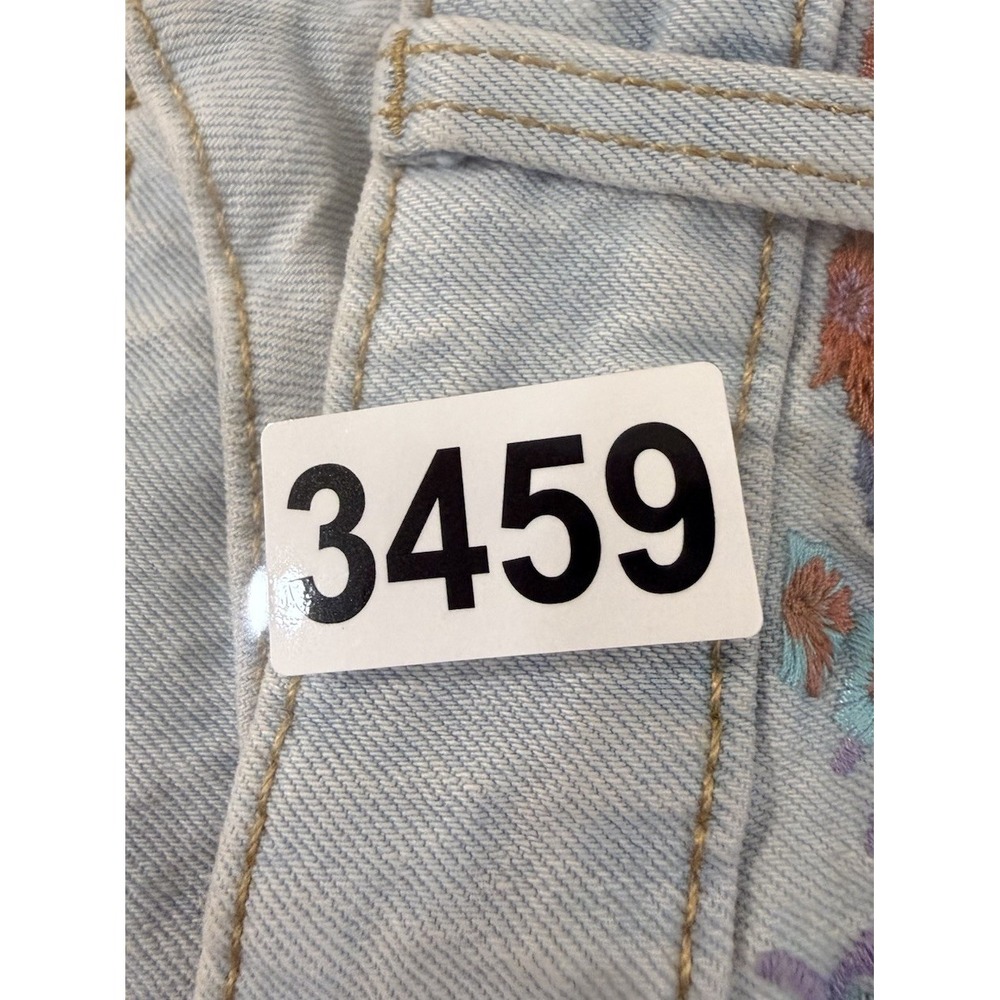 LC Lauren Conrad Women's 14 Super HighRise Crop Distressed Embroidered Denim NWT - Picture 11 of 11